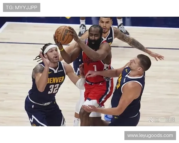 哈登挡拆创造机会效率提升明显 拉开队内得分结构差距