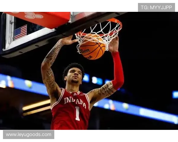 扎伊恩内线单打效率提升显著 拉开队友空位创造得分机会